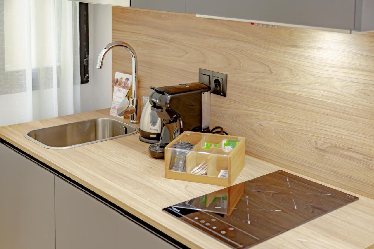 Dobohomes - Montesa 20 Apartamentos Madrid Exteriör bild